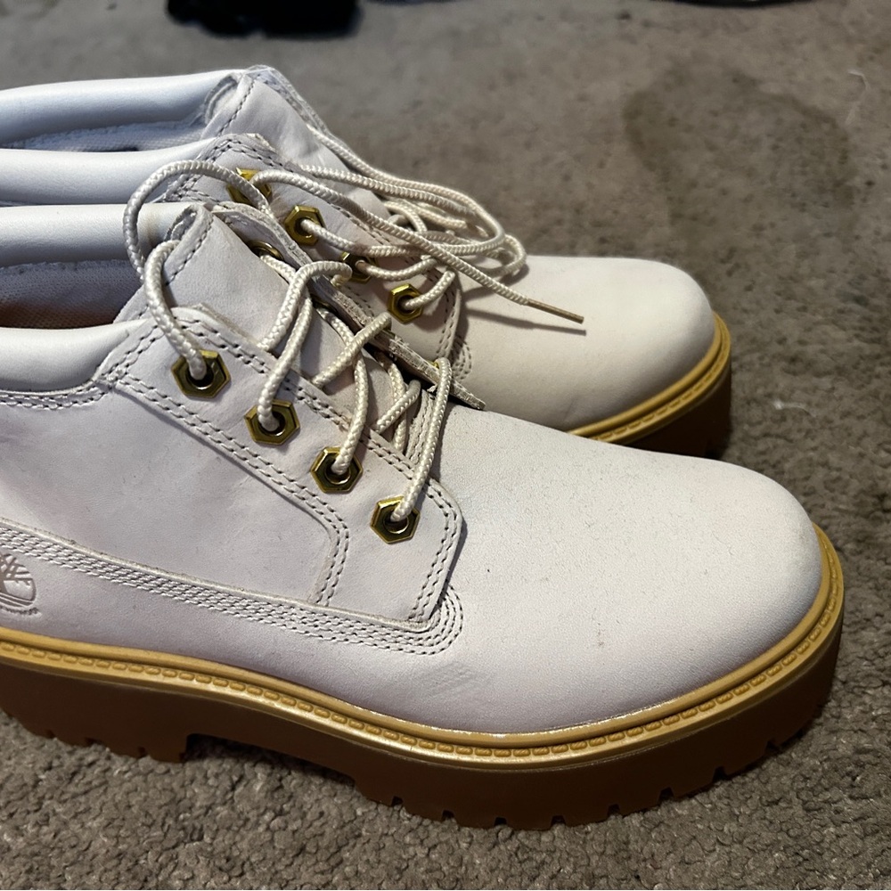 Timberland Women's White Lace-Up Boots